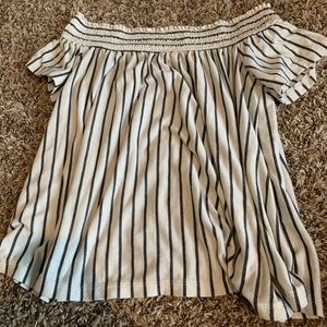 American Eagle Off the Shoulder Shirt